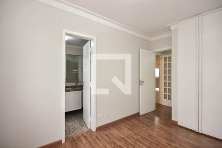 Suíte 2 de apartamento para alugar com 3 quartos, 155m² em Jardim Londrina, São Paulo