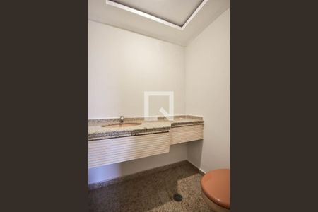 Lavabo de apartamento à venda com 3 quartos, 155m² em Jardim Londrina, São Paulo