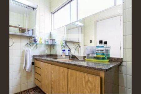 Casa à venda com 3 quartos, 199m² em Indianópolis, São Paulo