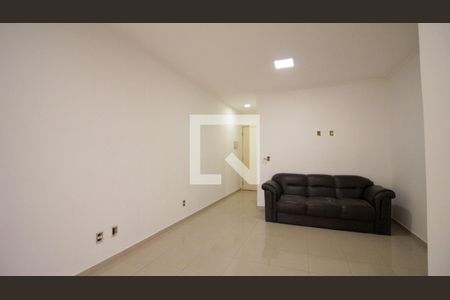 Apartamento para alugar com 3 quartos, 61m² em Vila Antonieta, São Paulo