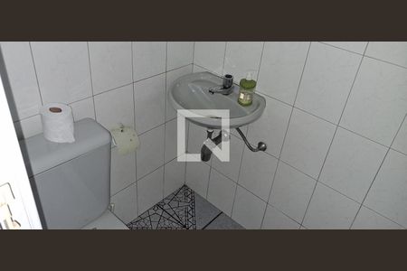 Banheiro de Serviço de apartamento à venda com 4 quartos, 318m² em Vila Vivaldi, São Bernardo do Campo