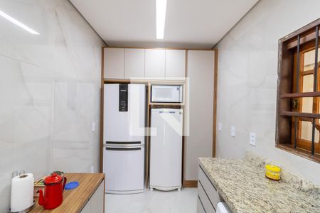Cozinha de casa à venda com 3 quartos, 375m² em Guarujá, Porto Alegre