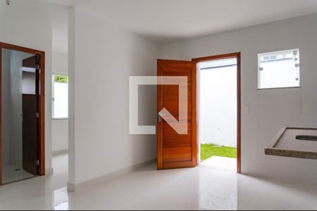 Cozinha de casa à venda com 3 quartos, 110m² em Itaipu, Niterói