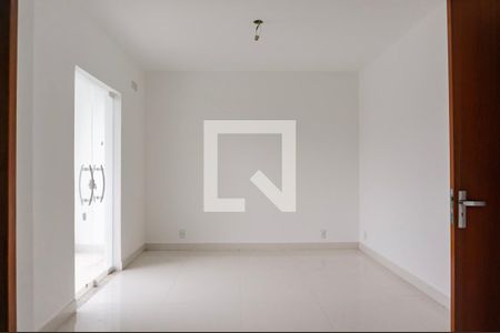 Suíte de casa à venda com 3 quartos, 110m² em Itaipu, Niterói