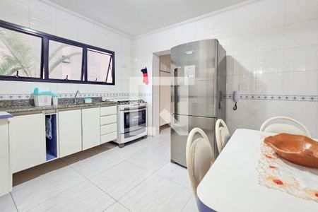 Cozinha de apartamento para alugar com 4 quartos, 164m² em Vila Alzira, Guarujá