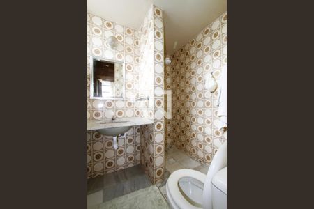 Banheiro da Suíte de apartamento à venda com 3 quartos, 110m² em Coração Eucarístico, Belo Horizonte
