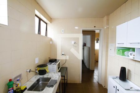 Cozinha de apartamento à venda com 3 quartos, 110m² em Coração Eucarístico, Belo Horizonte