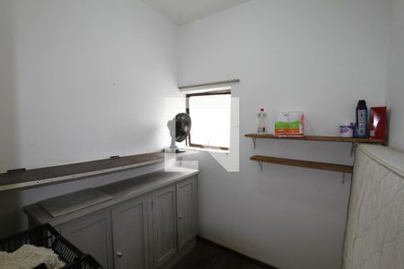 Quarto de Serviço de apartamento à venda com 3 quartos, 110m² em Coração Eucarístico, Belo Horizonte