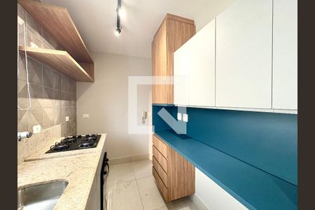 Cozinha de apartamento para alugar com 2 quartos, 76m² em Anhangabaú, Jundiaí