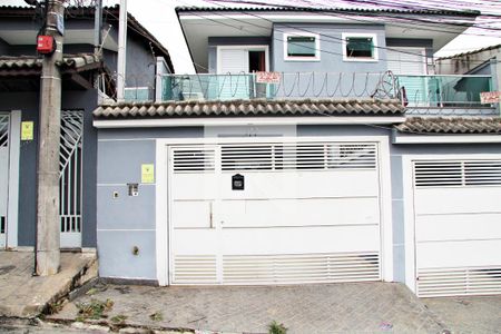 Fachada de casa à venda com 3 quartos, 175m² em Jardim Bom Clima, Guarulhos