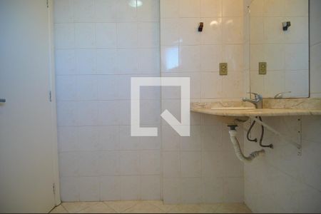 Banheiro da Suíte de apartamento à venda com 2 quartos, 83m² em Vila Nova, Novo Hamburgo