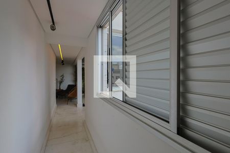 Corredor de apartamento à venda com 3 quartos, 135m² em Luxemburgo, Belo Horizonte