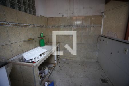 Area de serviço de casa para alugar com 4 quartos, 720m² em Barreiro, Belo Horizonte