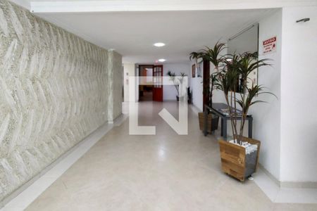 Hall de entrada de apartamento para alugar com 1 quarto, 50m² em Canto do Forte, Praia Grande