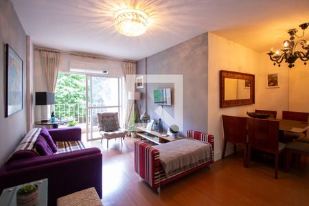 Sala de apartamento à venda com 2 quartos, 85m² em Icaraí, Niterói