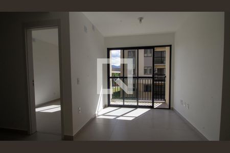 Sala de apartamento para alugar com 2 quartos, 52m² em Recreio dos Bandeirantes, Rio de Janeiro
