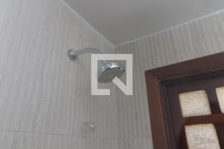 Banheiro Social de casa de condomínio para alugar com 2 quartos, 146m² em Sétimo Céu, Porto Alegre