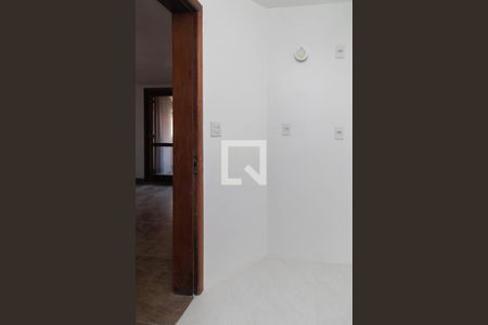 Banheiro da Suíte de casa de condomínio para alugar com 2 quartos, 146m² em Sétimo Céu, Porto Alegre