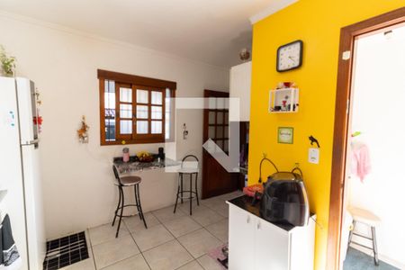 Cozinha de casa à venda com 3 quartos, 160m² em Espírito Santo, Porto Alegre