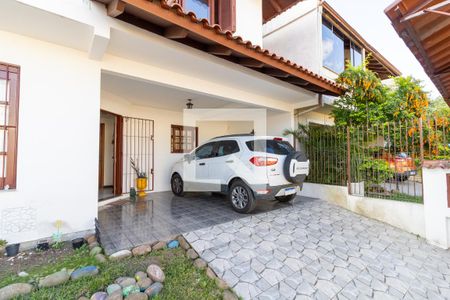 Garagem de casa à venda com 3 quartos, 160m² em Espírito Santo, Porto Alegre