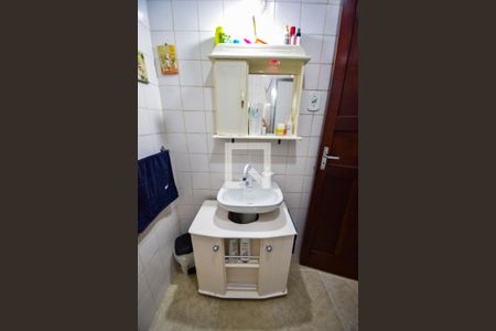 Banheiro de casa de condomínio à venda com 3 quartos, 115m² em Todos Os Santos, Rio de Janeiro