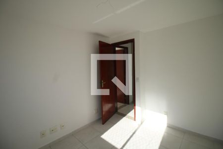 Quarto 2 de apartamento para alugar com 2 quartos, 80m² em Irajá, Rio de Janeiro