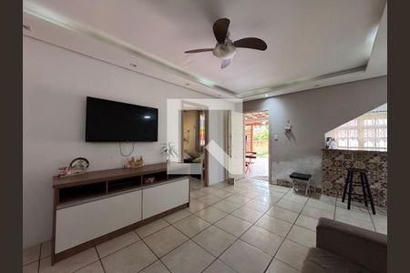 Sala  de casa à venda com 3 quartos, 100m² em Feitoria, São Leopoldo