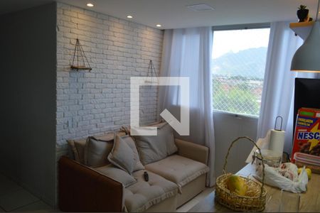 Sala de apartamento para alugar com 2 quartos, 45m² em Curicica, Rio de Janeiro