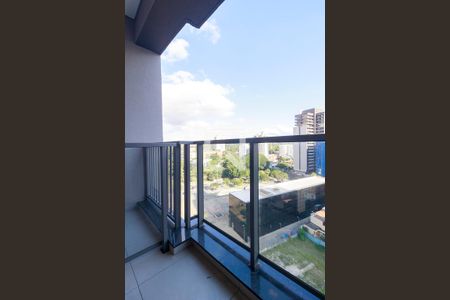 Varanda de kitnet/studio à venda com 0 quarto, 25m² em Jardim das Acacias, São Paulo