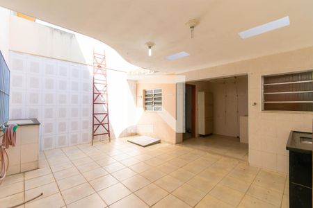 Quintal de casa à venda com 3 quartos, 330m² em Vila Prudente, São Paulo