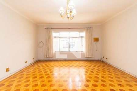 Casa à venda com 3 quartos, 330m² em Vila Prudente, São Paulo