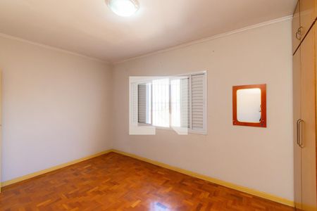 Quarto 1 de casa à venda com 3 quartos, 330m² em Vila Prudente, São Paulo