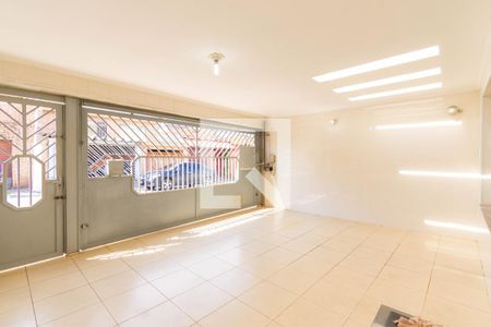 Garagem de casa à venda com 3 quartos, 330m² em Vila Prudente, São Paulo