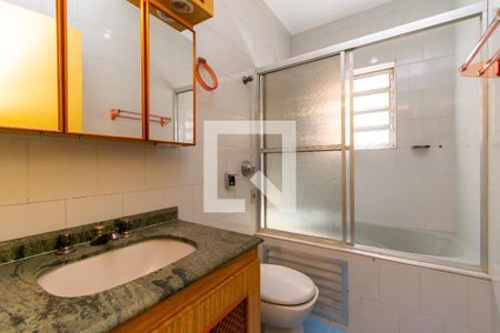Banheiro da Suíte de casa à venda com 3 quartos, 330m² em Vila Prudente, São Paulo