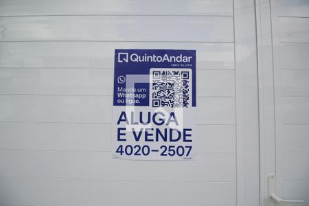 Placa Quinto Andar de casa de condomínio à venda com 4 quartos, 370m² em Taquara, Rio de Janeiro