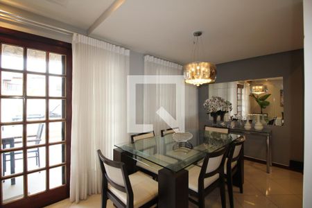 Sala 1 de casa de condomínio à venda com 4 quartos, 370m² em Taquara, Rio de Janeiro