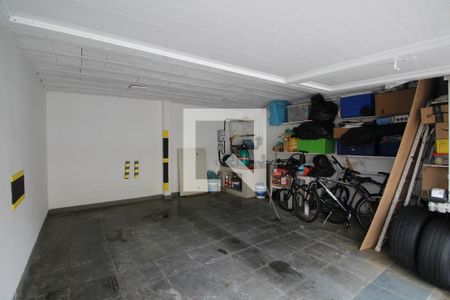 Garagem de casa de condomínio à venda com 4 quartos, 370m² em Taquara, Rio de Janeiro