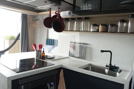 Cozinha de kitnet/studio à venda com 1 quarto, 29m² em República, São Paulo