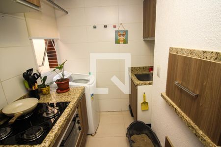 Cozinha de apartamento à venda com 2 quartos, 65m² em Santana, Porto Alegre