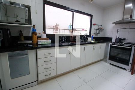 Cozinha de casa para alugar com 3 quartos, 800m² em Jardim Leonor, São Paulo