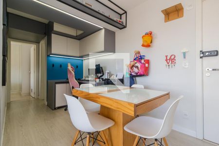 Sala de apartamento à venda com 2 quartos, 60m² em Ipanema, Porto Alegre