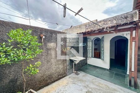 Quintal de casa à venda com 3 quartos, 261m² em Padre Eustáquio, Belo Horizonte