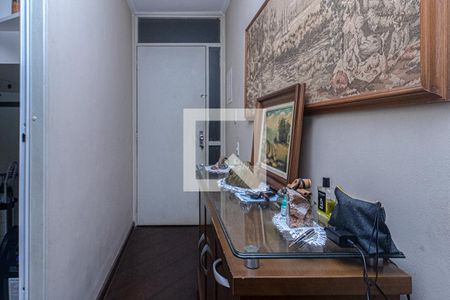 Hall de Entrada de apartamento à venda com 2 quartos, 65m² em Jardim Santa Emilia, São Paulo