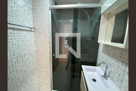 Banheiro de apartamento à venda com 1 quarto, 45m² em Piedade, Rio de Janeiro