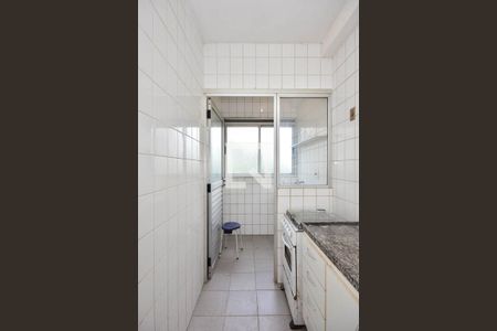 Cozinha de apartamento à venda com 2 quartos, 48m² em Fazenda Morumbi, São Paulo