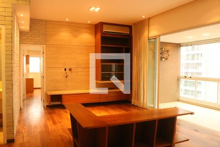 Sala de apartamento à venda com 3 quartos, 137m² em Perdizes, São Paulo