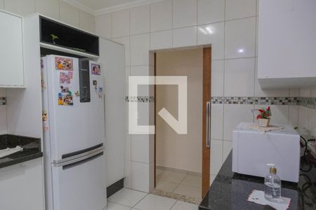 Cozinha de casa à venda com 4 quartos, 237m² em Jardim Munhoz, Guarulhos