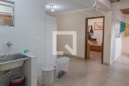 Área de Serviço de casa à venda com 4 quartos, 237m² em Jardim Munhoz, Guarulhos