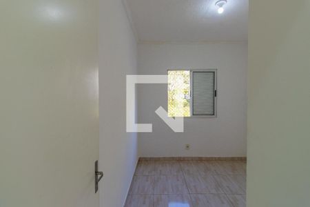 Quarto 2 de apartamento para alugar com 2 quartos, 47m² em Jardim Central, Cotia