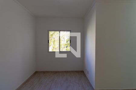 Sala de apartamento para alugar com 2 quartos, 47m² em Jardim Central, Cotia